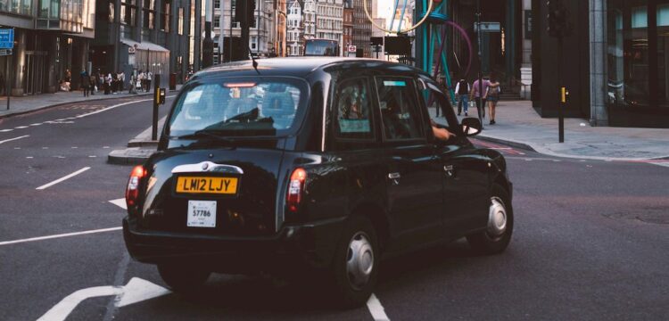 ciemne-interesy-wielkiej-brytanii